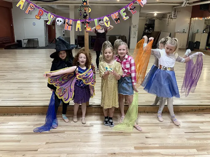 Darrah Blanton Dance: a children's dance studio Picture 9