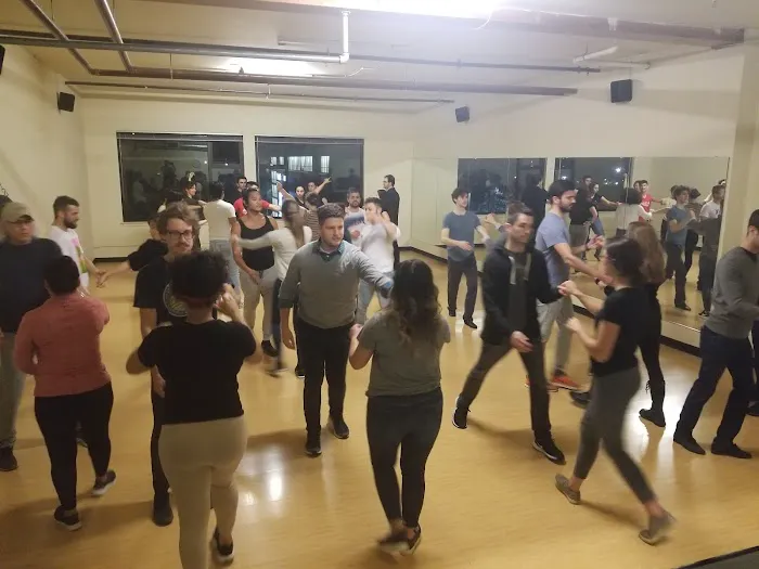 Clave Cubana Salsa/Valdes Dance & Events Picture 7