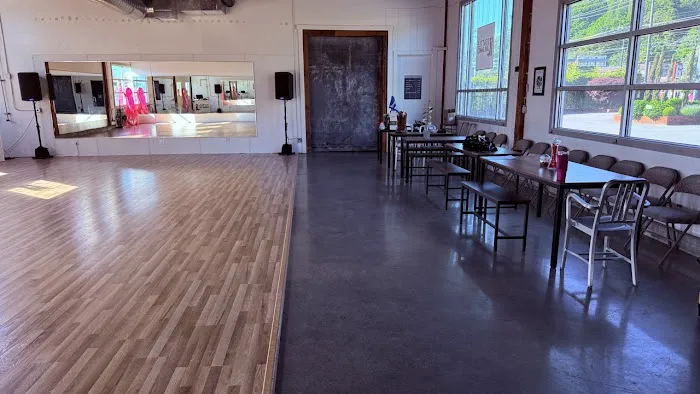 Seattle Line Dance Picture 4