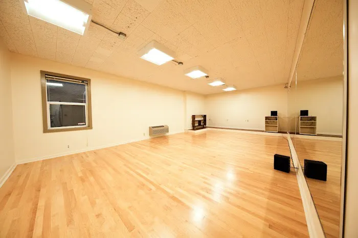 Vam Studios - School of Dance Picture 2