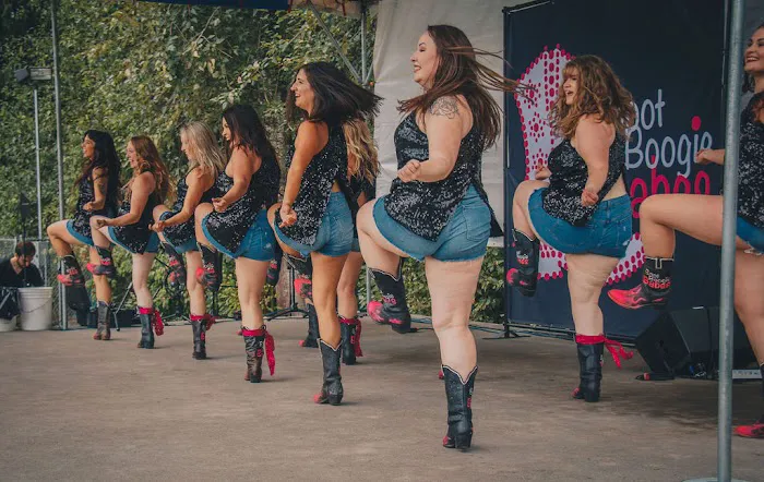 DEANNA LEE DANCE LLC Picture 6
