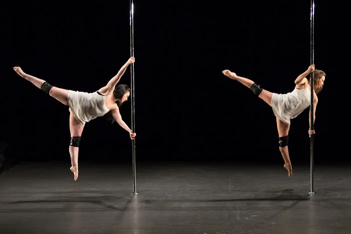 Seattle Pole Dance Picture 3