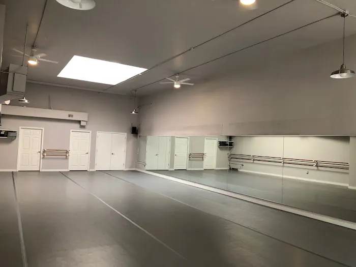 eXit SPACE | Studio Sea Picture 2