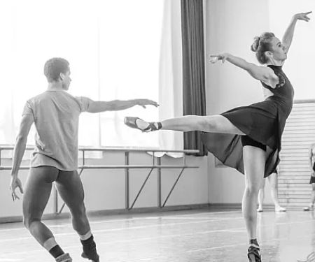 ARC Dance