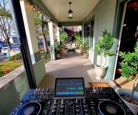 Salsa Cubana & Dj Y/C, PLLC