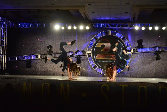 Harbor Dance Picture 1