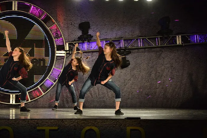 Harbor Dance Picture 2