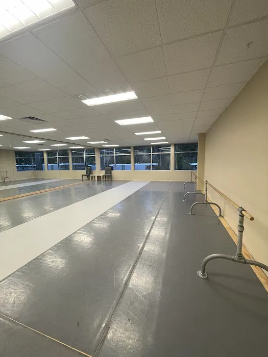 Emerald Ballet Academy Picture 5