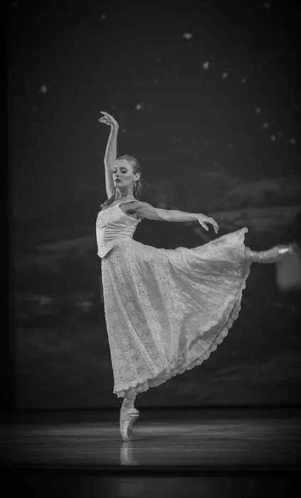 BrianJollyDance Picture 8
