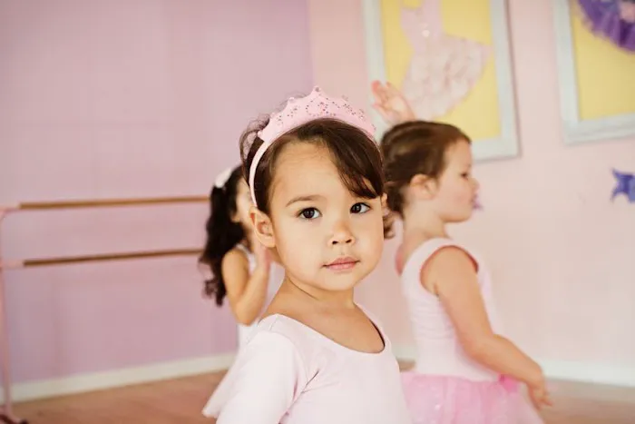 Tutu School Shoreline Picture 8