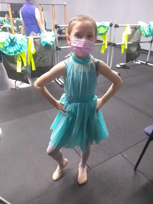Illusion Dance Academy Picture 2
