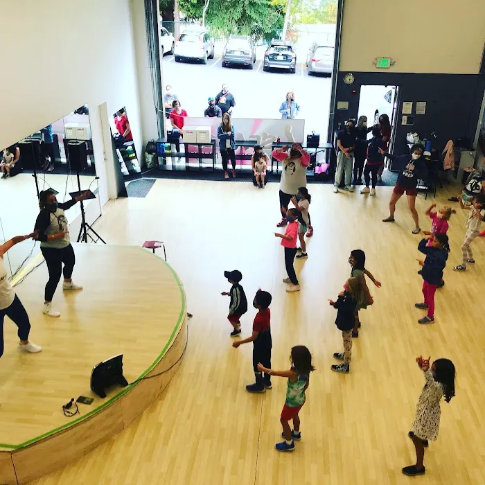 Seattle Dance Fitness Picture 7