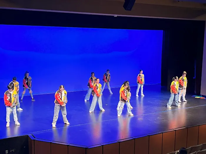 Eastside Dance Picture 3