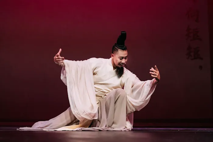 Xiang-He Dance Theatre Picture 2