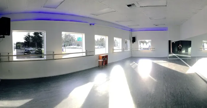 Shoreline Academy of Music & Dance Picture 2