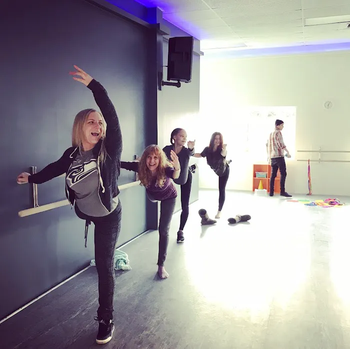 Shoreline Academy of Music & Dance Picture 6