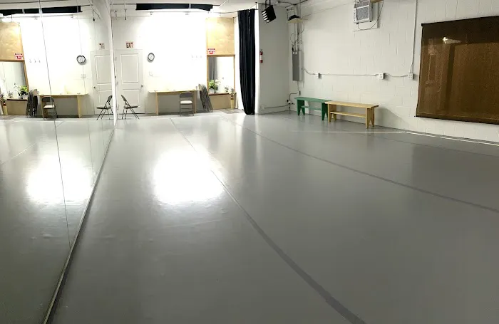 Kenmore Movement Studio Picture 2