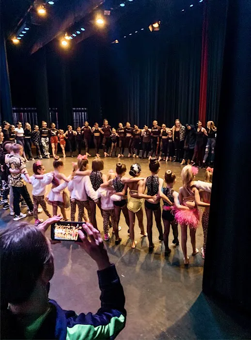 The Surge Dance Center Picture 7