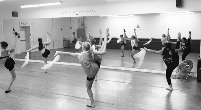 Rhythm & Soul Dance Studio Picture 1