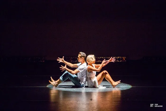 Dance School Infiniti Picture 7