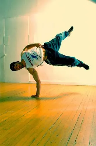 Breakdancing Ninja Picture 3