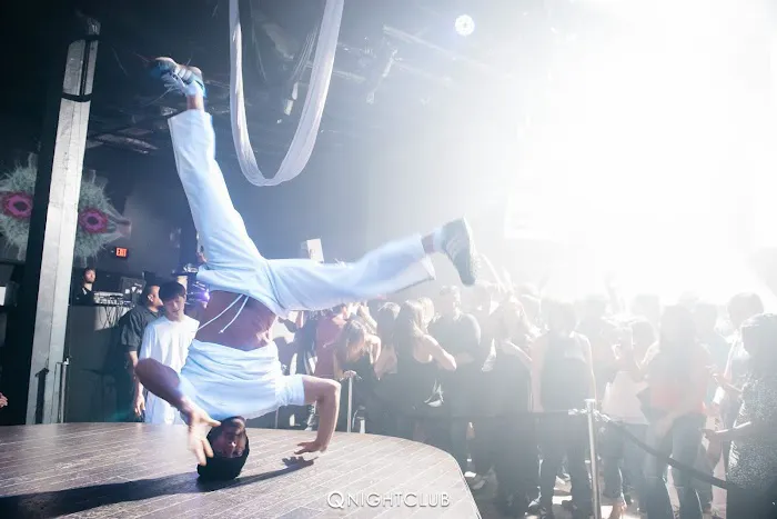 Breakdancing Ninja Picture 5