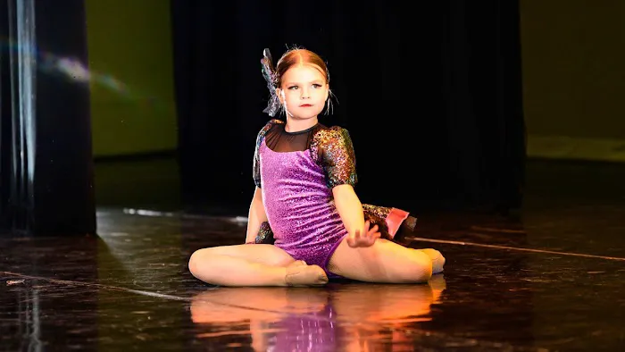 Turning Pointe Dance Centre Picture 4