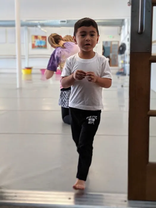 The Dance School Picture 3