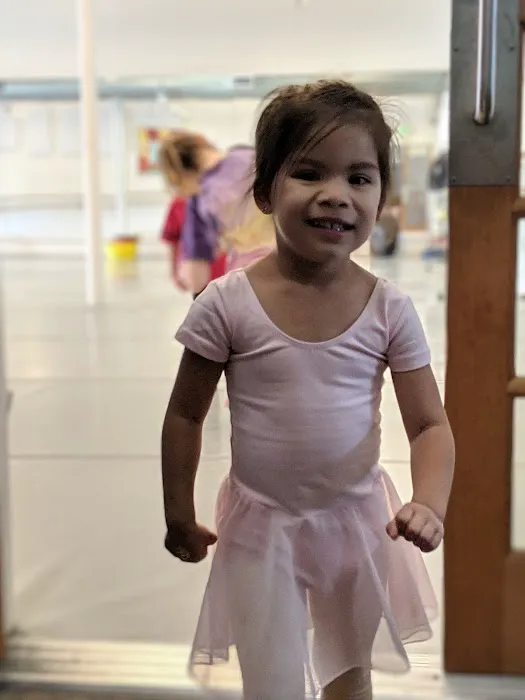 The Dance School Picture 9