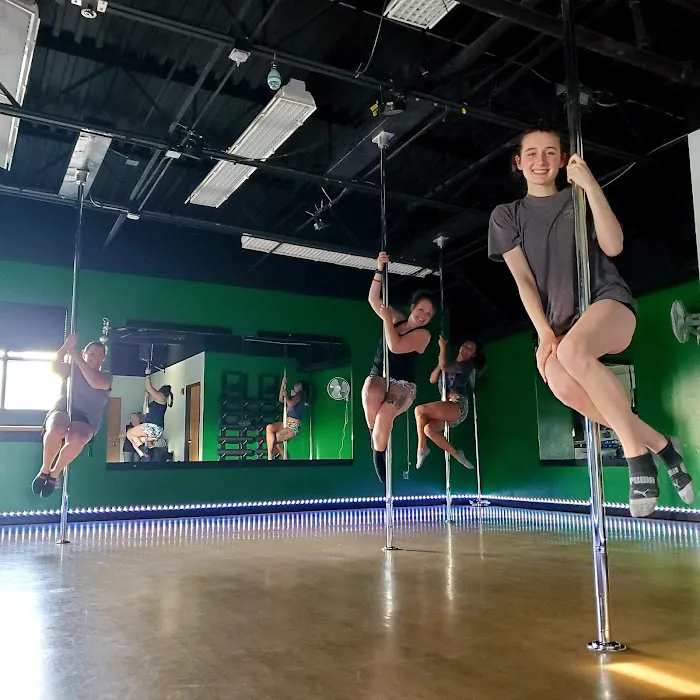 Revolution Pole Fitness Picture 8