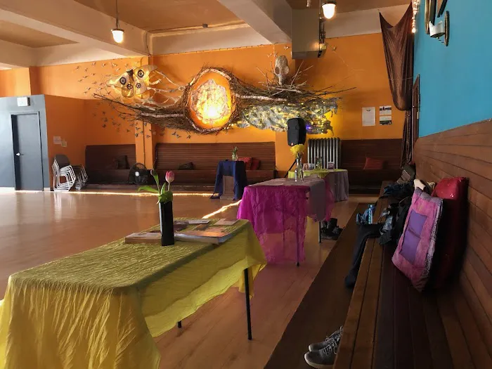 Presence Studio Picture 1