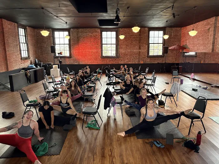 Cabaret Atelier Dance Studio Picture 3