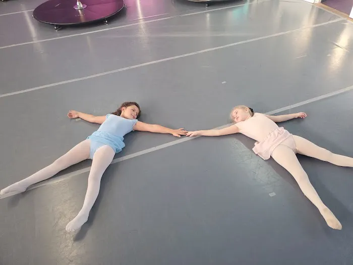 Unique Technique Dance Studio Picture 3