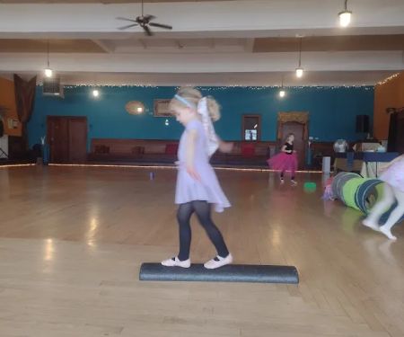 Darrah Blanton Dance: a children's dance studio