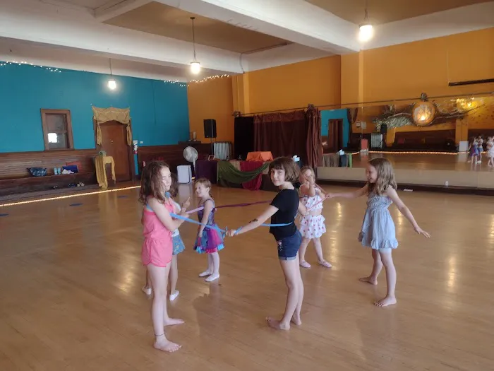 Darrah Blanton Dance: a children's dance studio Picture 2