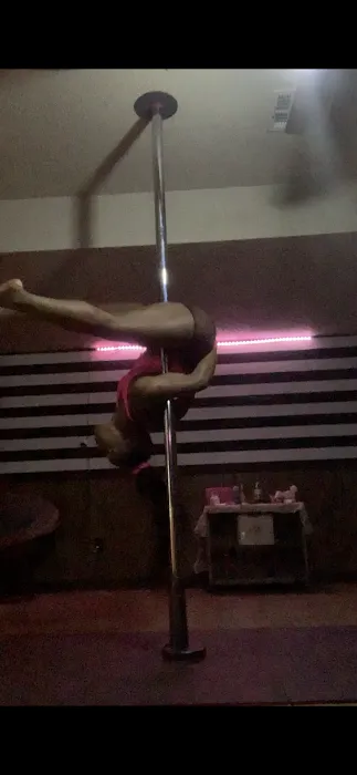 Ecdysiast Dance Studio Picture 4