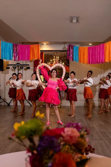 Latin Fusion Oklahoma - Salsa & Bachata Dance Classes Picture 2