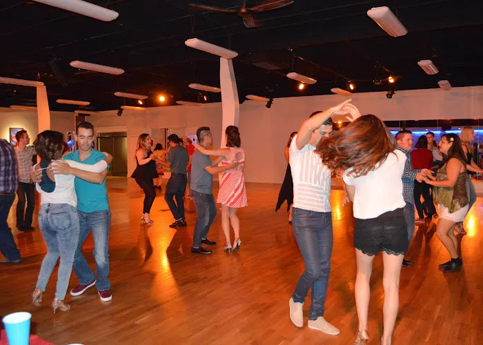 Latin Fusion Oklahoma - Salsa & Bachata Dance Classes Picture 7
