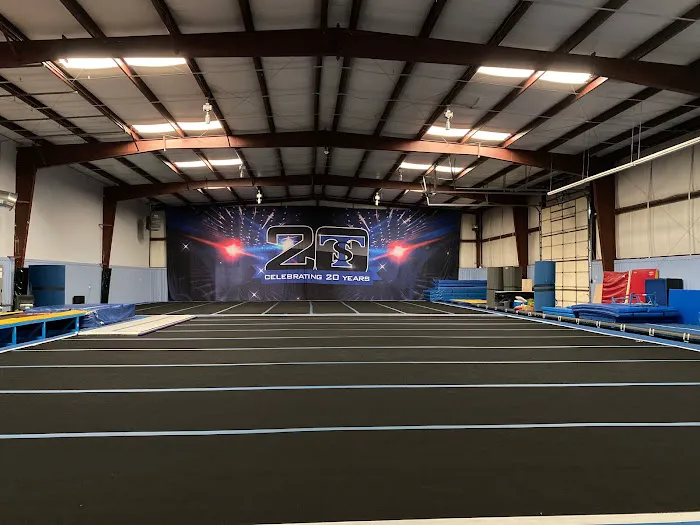 Twist & Shout Norman - Cheerleading and Tumbling Picture 5