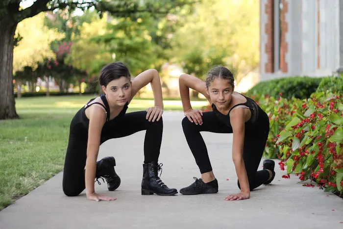 Julia's Dance Academy Picture 7
