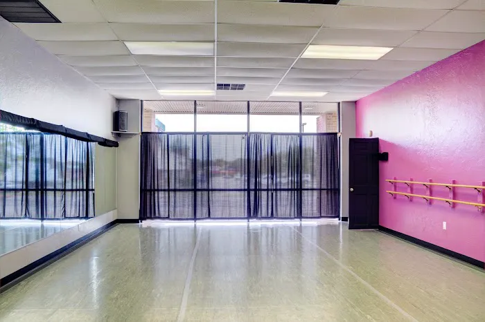 Velocity Dance Center Picture 10