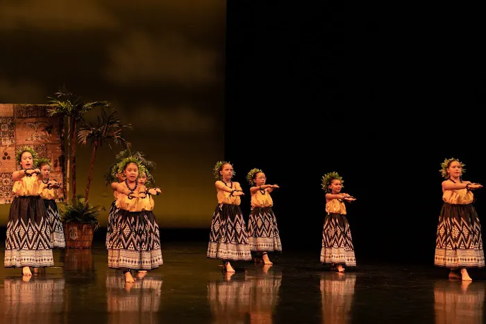 Ka Lā Kapu Polynesian Dance School Picture 6