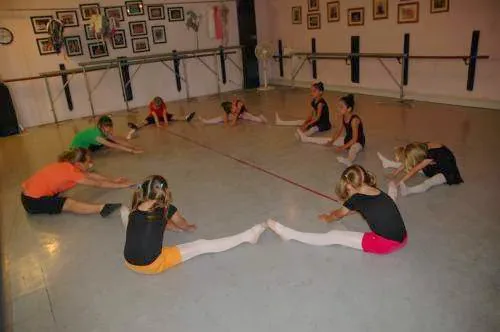 Corrales Ballet Picture 3