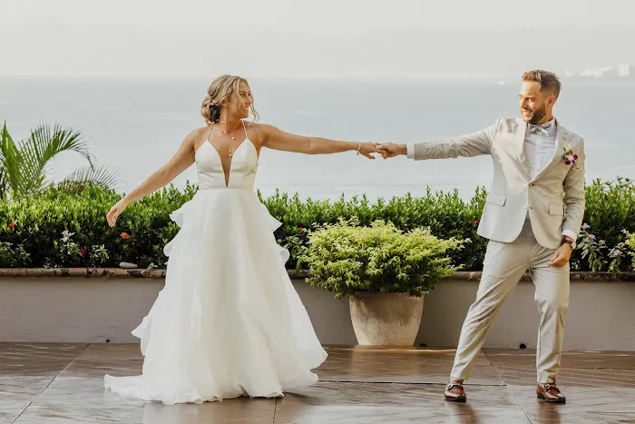 The First Dance Place Picture 5