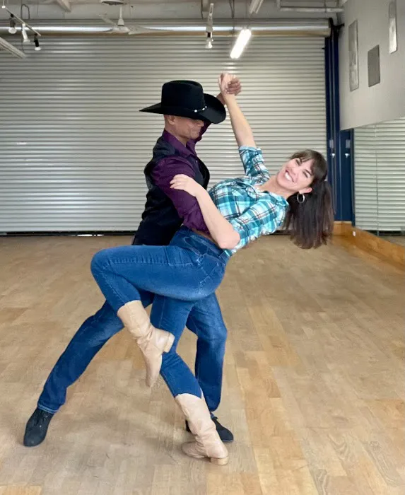 Dance With Liza Picture 9
