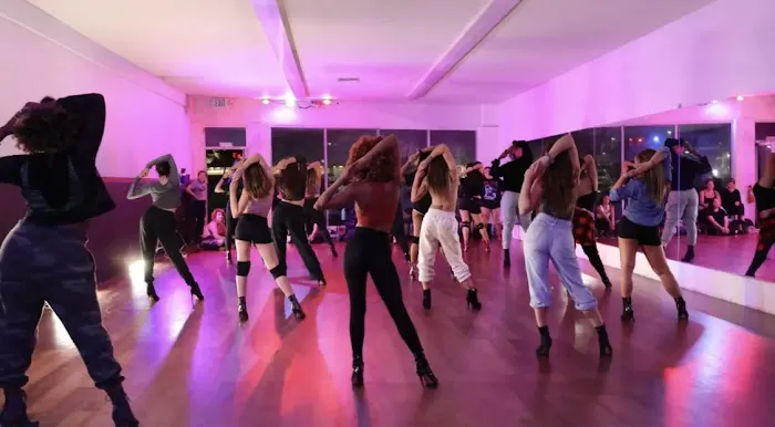 Heels Feels Dance Studio Picture 5