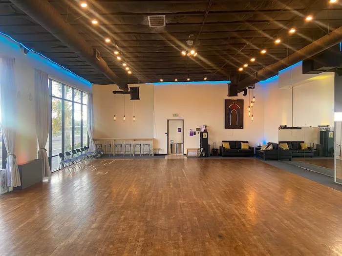 La Vie Dance Studios Picture 3