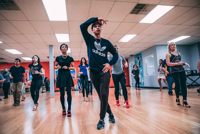Majesty in Motion Dance Studio Salsa and Bachata Lessons Picture 9