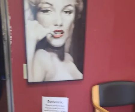 Flaunt Dance Studio