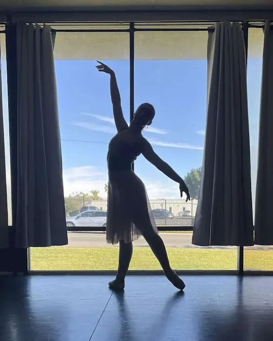 San Diego Academy of Ballet & Ballet Theatre Picture 5